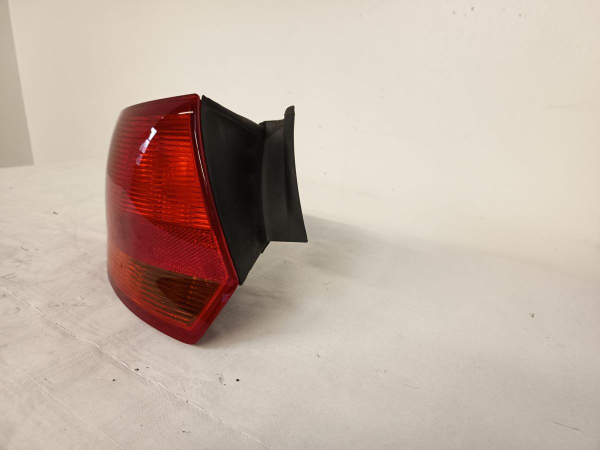 Audi A3 8P Sportback original Schluss/Heck und Rückleuchte links außen Bj 2006
