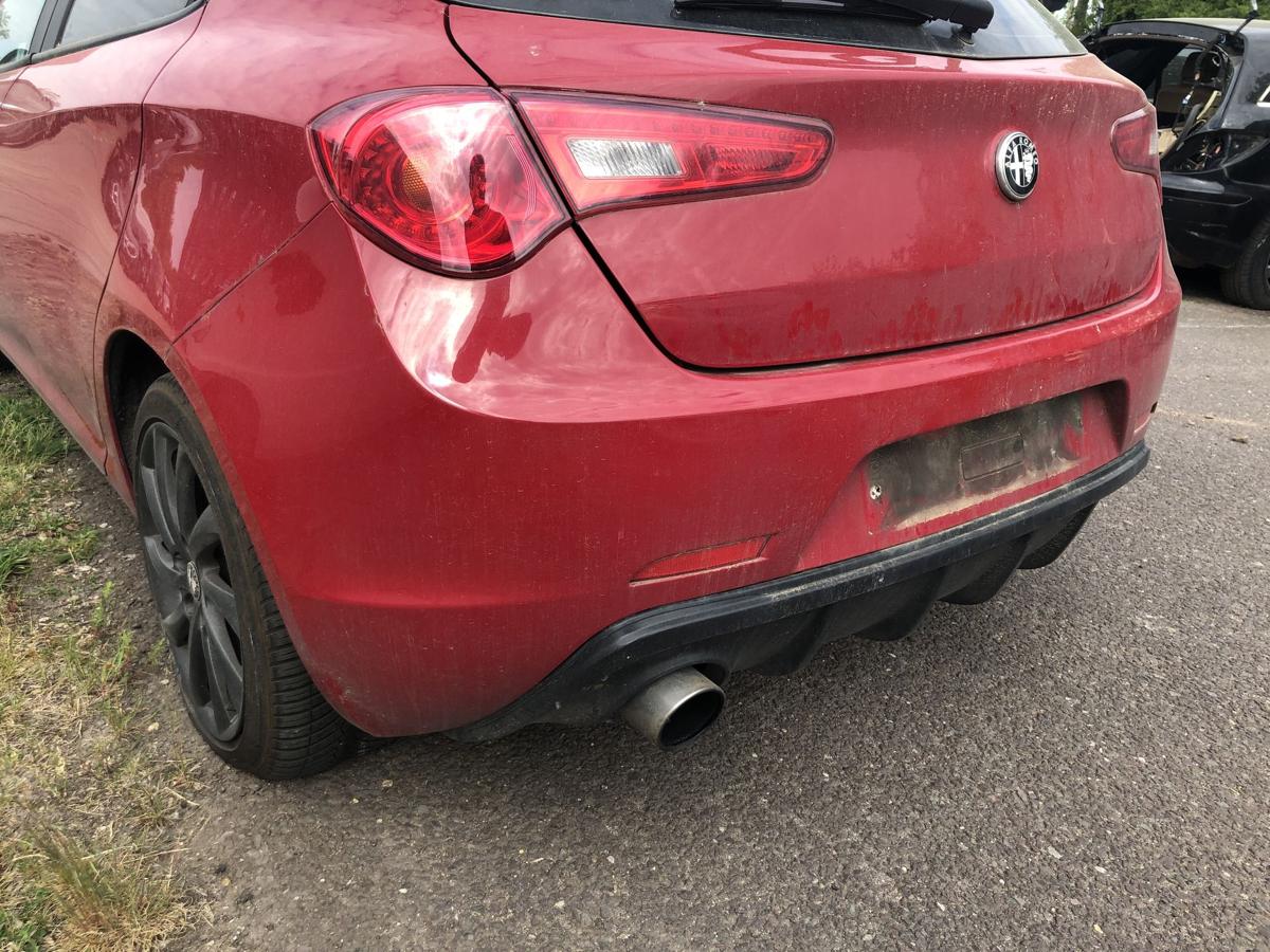 Stoßfänger hinten Heckstoßstange Heckstoßfänger VR289 Alfa Romeo Giulietta 940