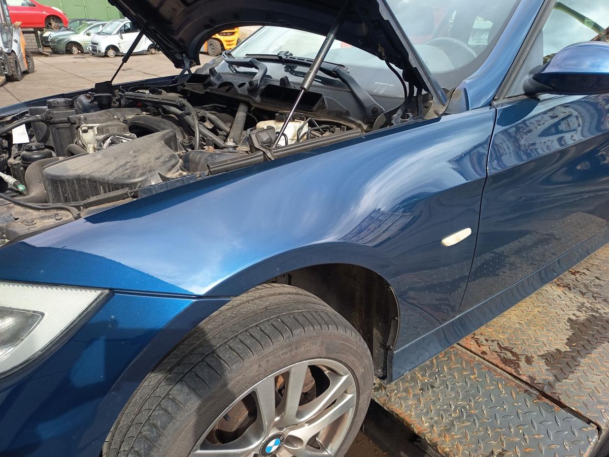 BMW 3er E90/91 original Kotfl&uuml;gel links Seitenwand A07 Mysticblau Bj 2006