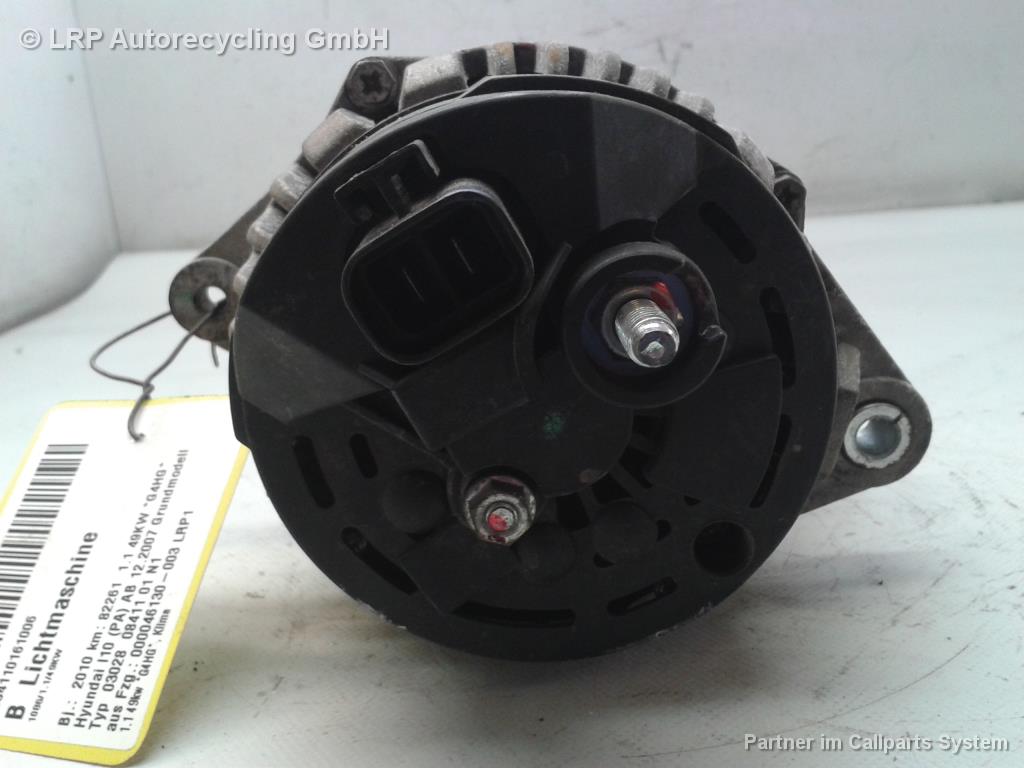 Hyundai i10 original Lichtmaschine Generator 0124220008 BJ2010