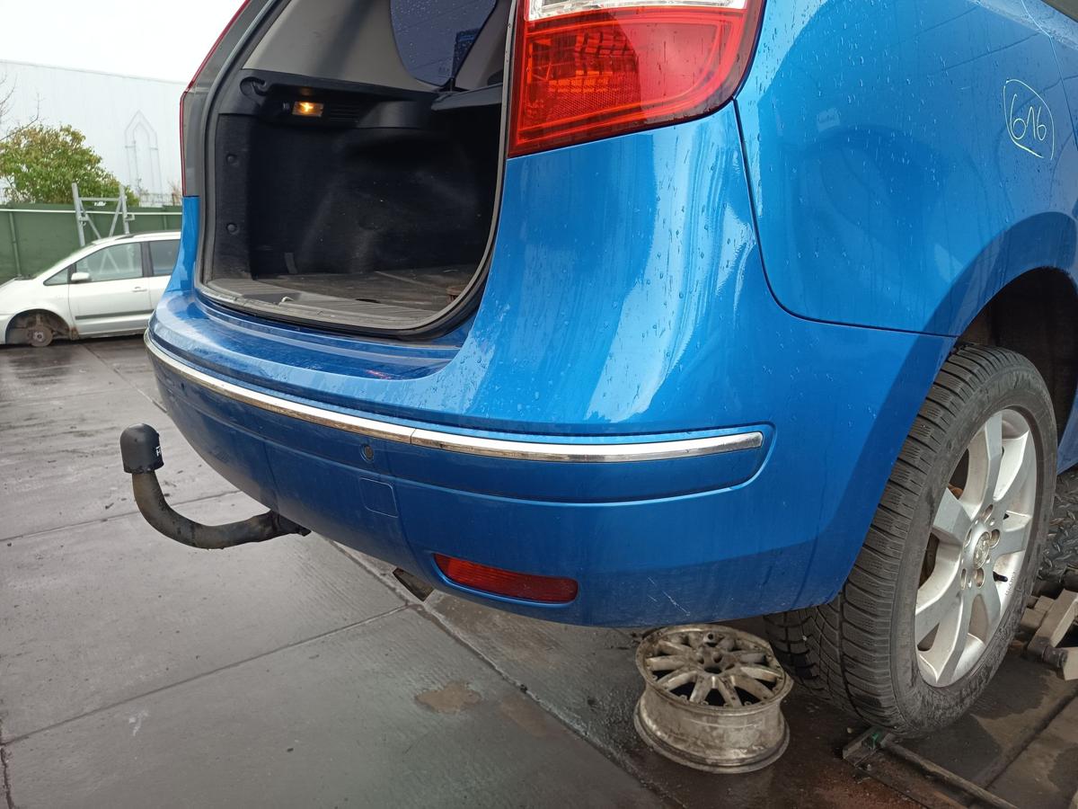 Hyundai i30cw FD original Sto&szlig;stange F&auml;nger hinten Heck BV Vivid blue Bj 2010