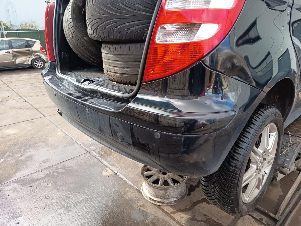 Mercedes W169 original Sto&szlig;stange F&auml;nger hinten Heck 696 Nachtschwarz Bj 2005