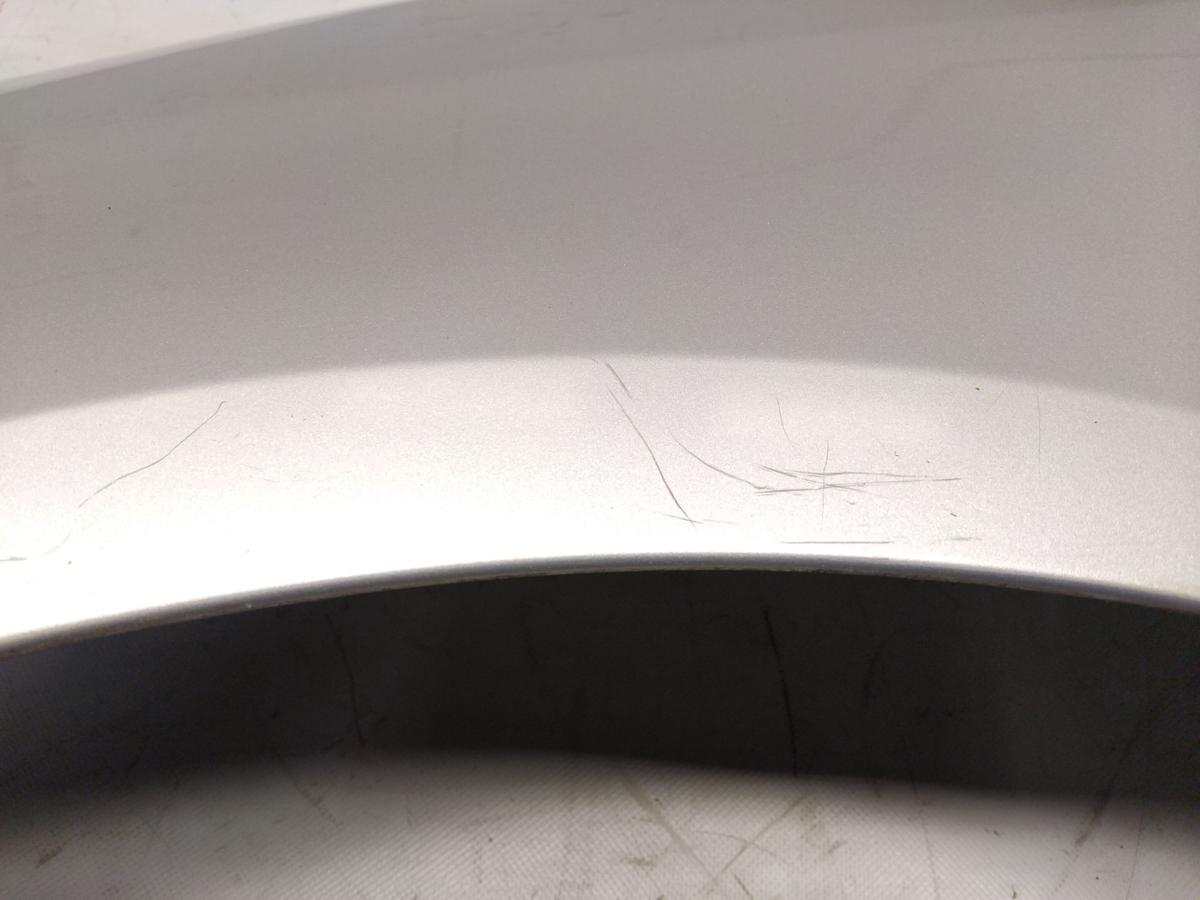 Toyota Corolla E12 Kombi original Kotflügel vorn links silbermet. BJ2003 Rost