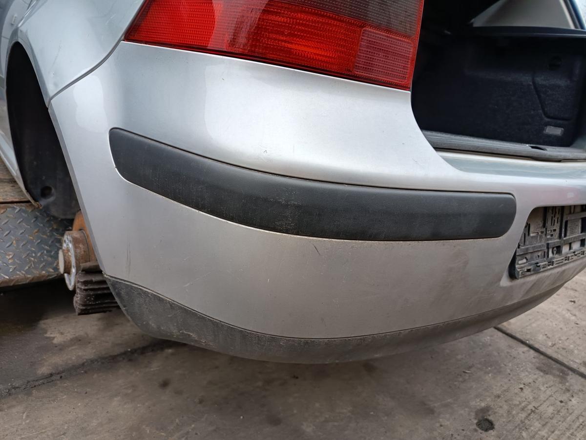 VW Golf IV original Sto&szlig;stange hinten LA7W Reflexsilber Metallic Baujahr 2002