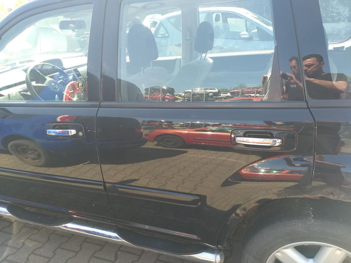Nissan X-Trail T30 original Tür hinten links KH3 Schwarz Rohbau Bj.2005