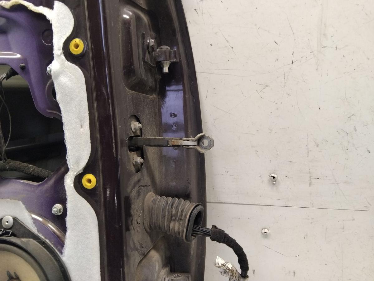 Ford Ka 2 RU8 T&uuml;r links Fahrert&uuml;r auberginemetallic Bj.2009