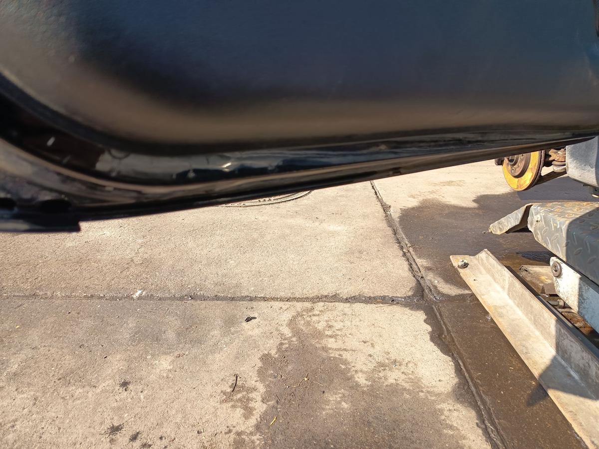 Peugeot 206+ original T&uuml;r links KTV Perla Schwarz Baujahr 2009