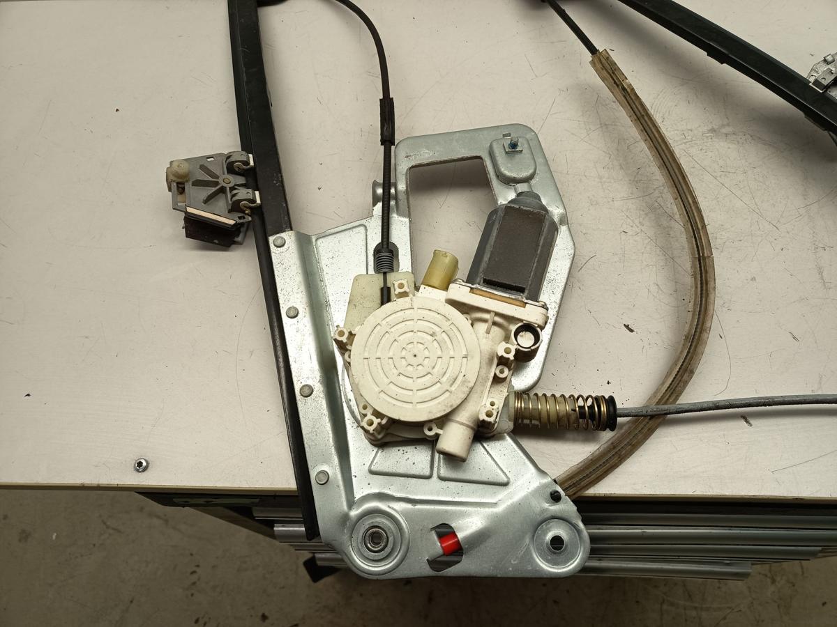 BMW E39 Kombi original Fensterheber vorne rechts elektr Facelift Baujahr 2002