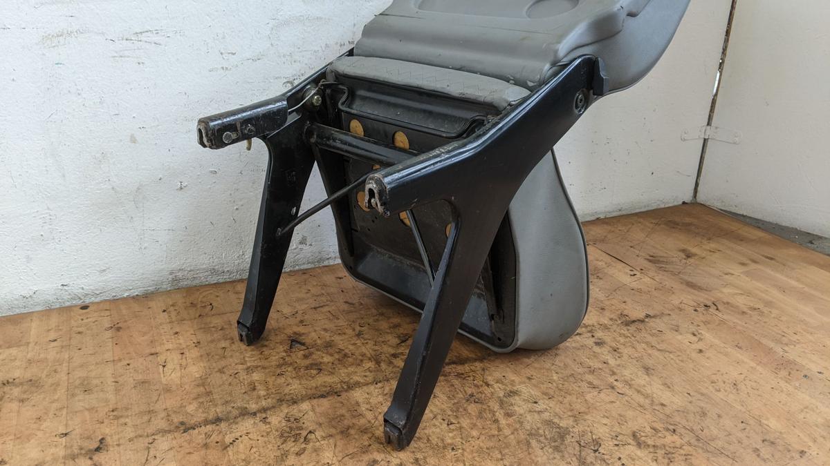 VW T4 Einzelsitz Sitz links Kunstleder hinten 1 Reihe links