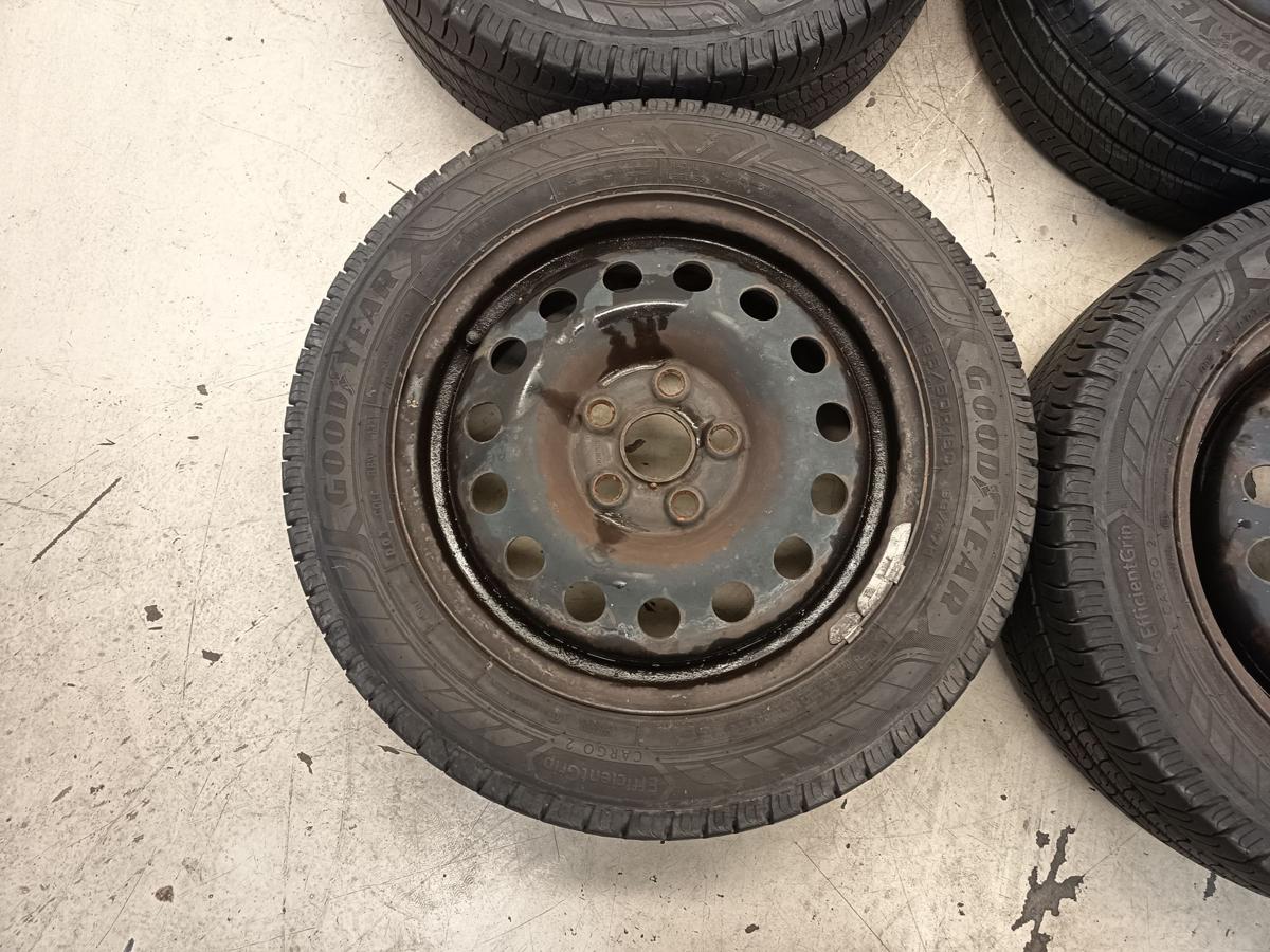 VW Sharan original Stahlfelgen 6x16 ET53 mit Sommerreifen DOT 1321