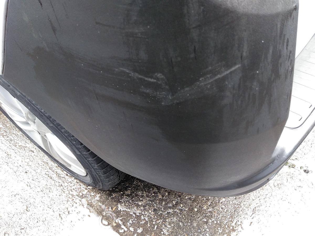Opel Combo D original Stoßstange Stoßfänger hinten mit PDC Bj.2014