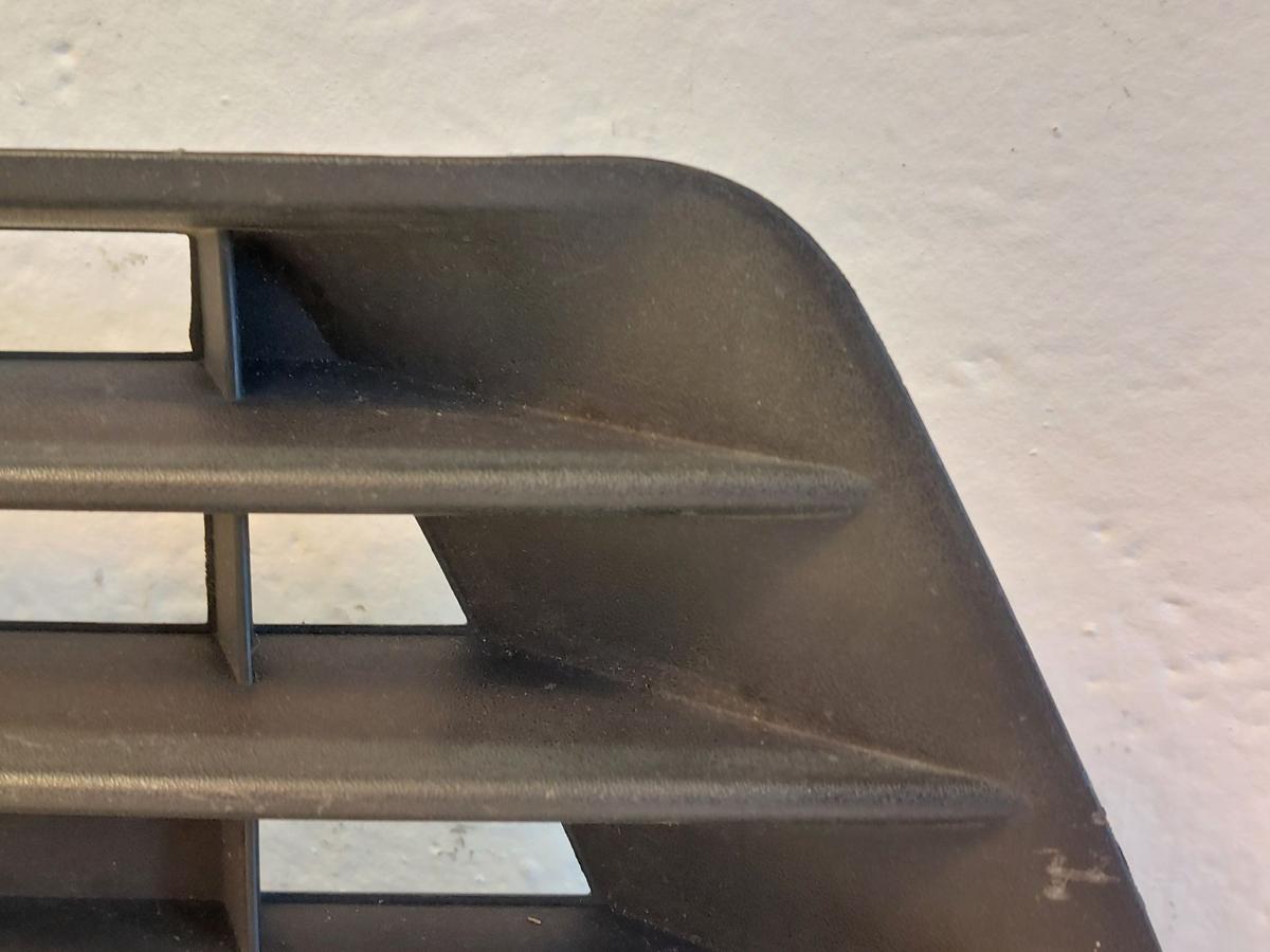 VW Golf Plus 5M Abdeckung Gitter Stossfänger vorn rechts bis Bj 2008