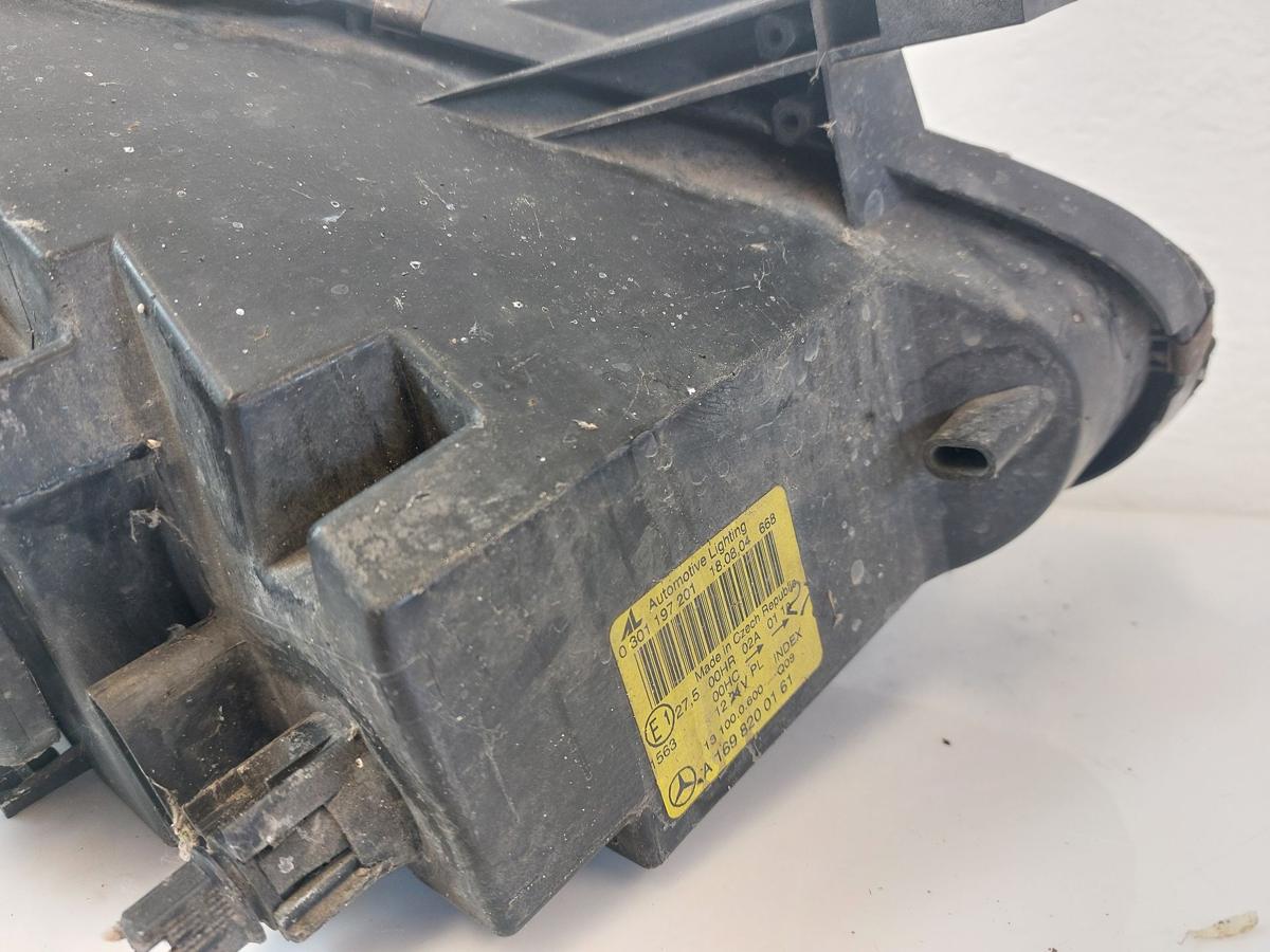 Mercedes Benz A Klasse W169 Scheinwerfer links Frontscheinwerfer Halogen Lampe