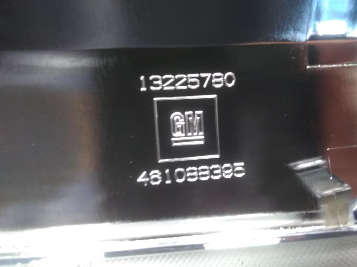 Opel Astra H original Kühlergrillblende Chromleiste 13225780 Facelift BJ2008