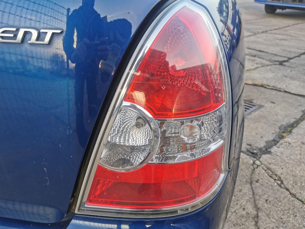 Hyundai Accent III MC R&uuml;ckleuchte Schlussleuchte R&uuml;cklicht hinten rechts 3trg
