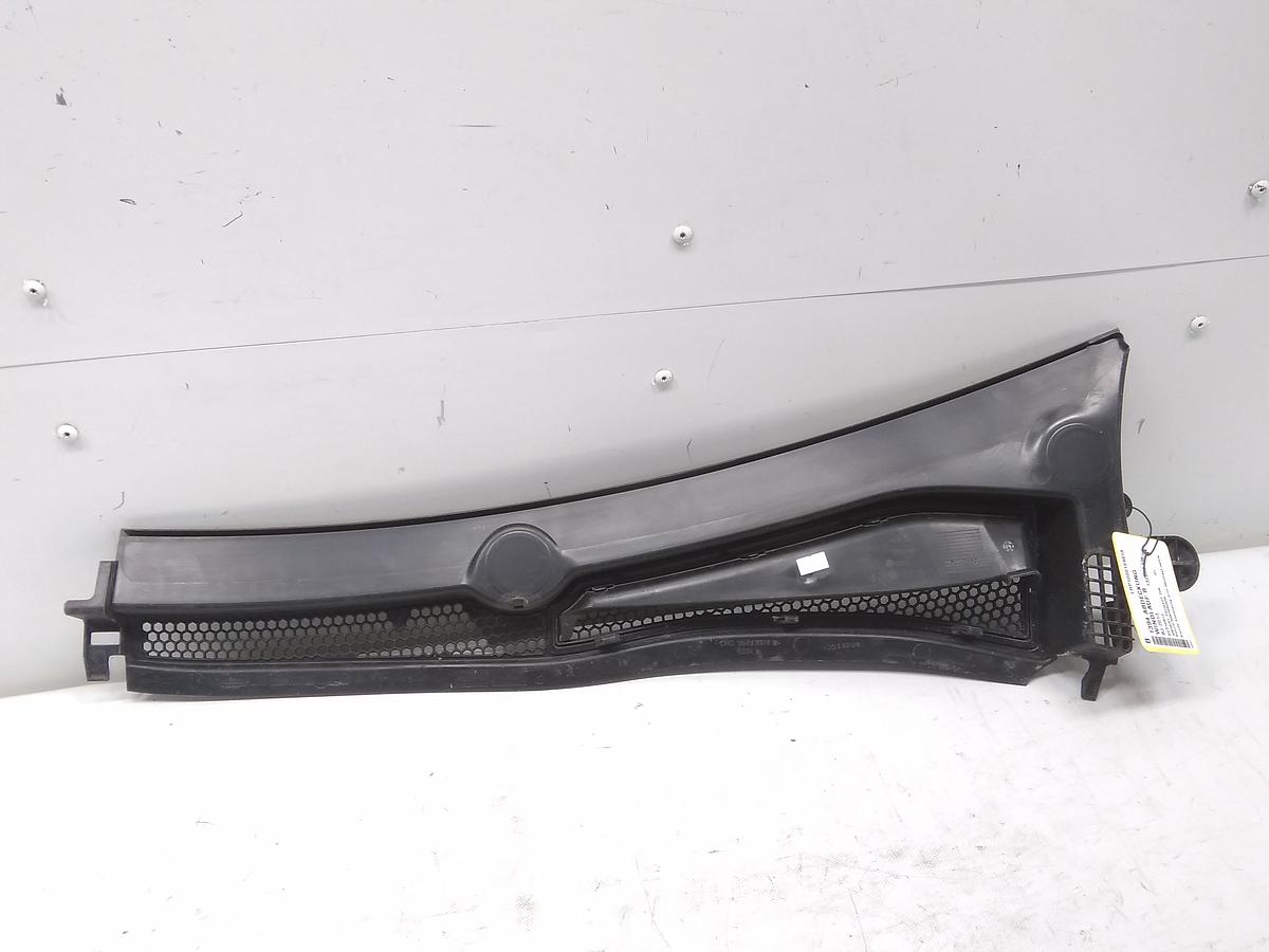 Peugeot 208 original Blende Abdeckung Grill Windlauf rechts Bj.2013