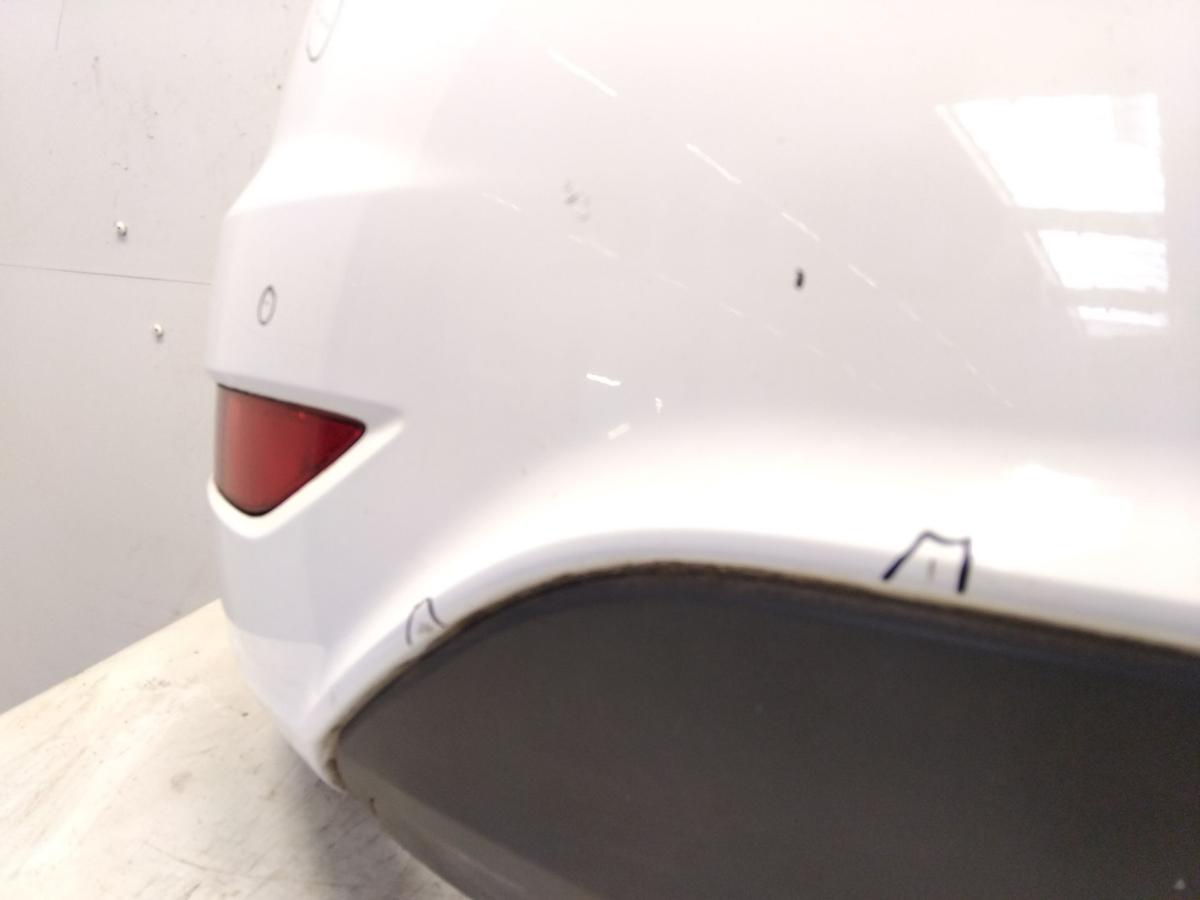 Ford Fiesta JA8 original Sto&szlig;f&auml;nger Sto&szlig;stange hinten H9 Frost Wei&szlig; BJ2010
