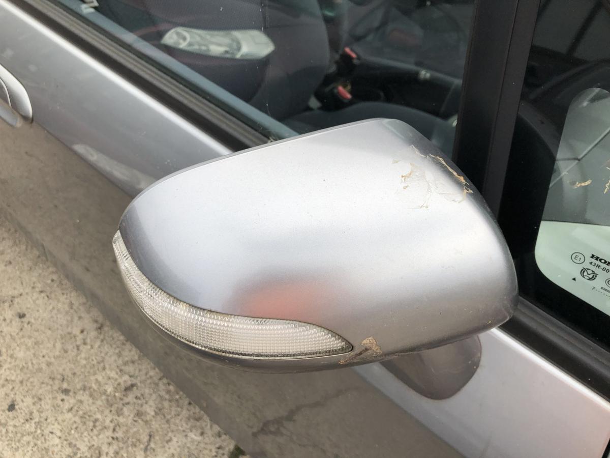 Honda Jazz Typ GD Au&szlig;enspiegel rechts Spiegel elektrisch Blinker NH642M silver