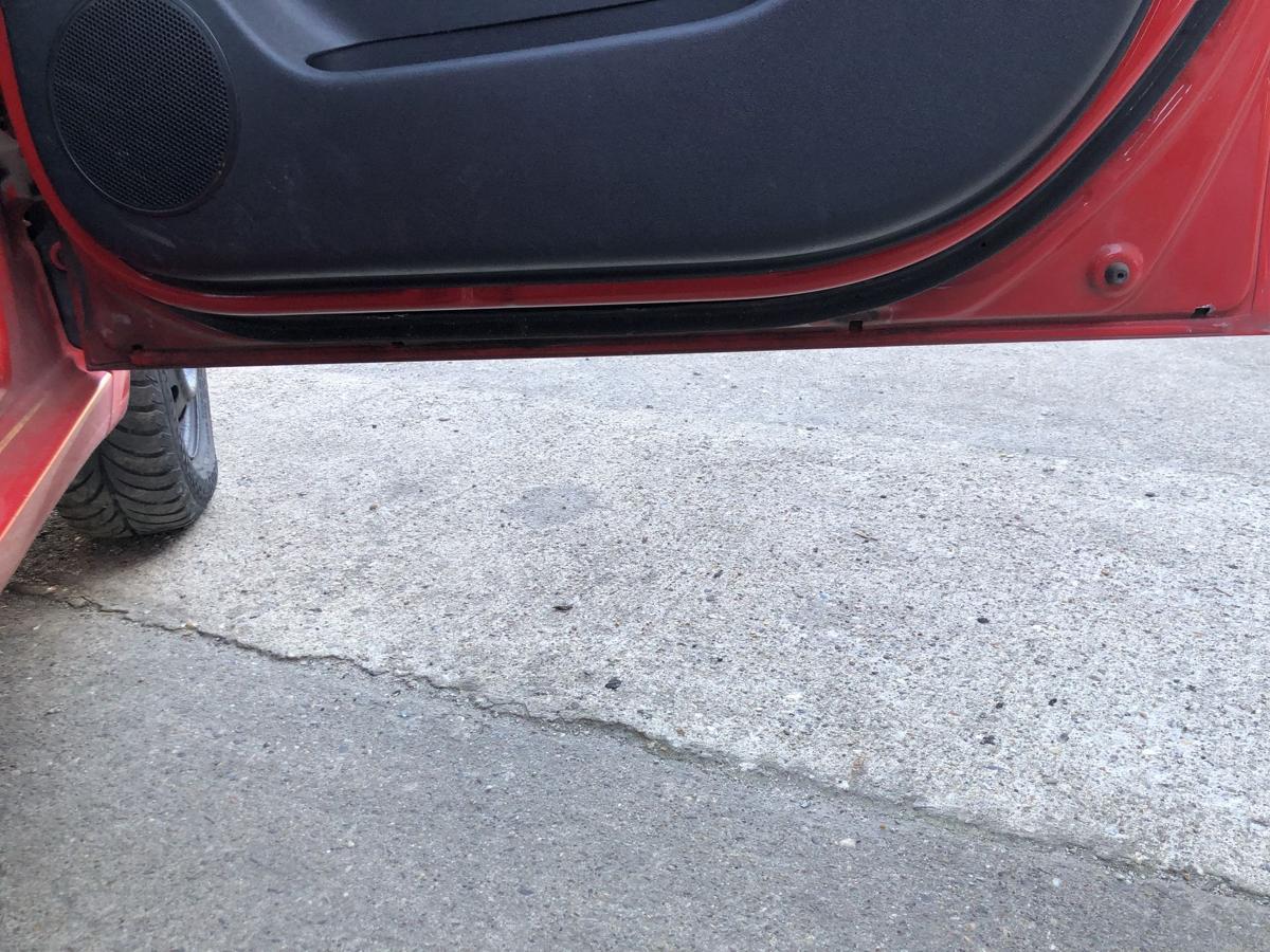 Hyundai i10 PA T&uuml;r vorn rechts Beifahrert&uuml;r im Rohbau H4 Electric Red