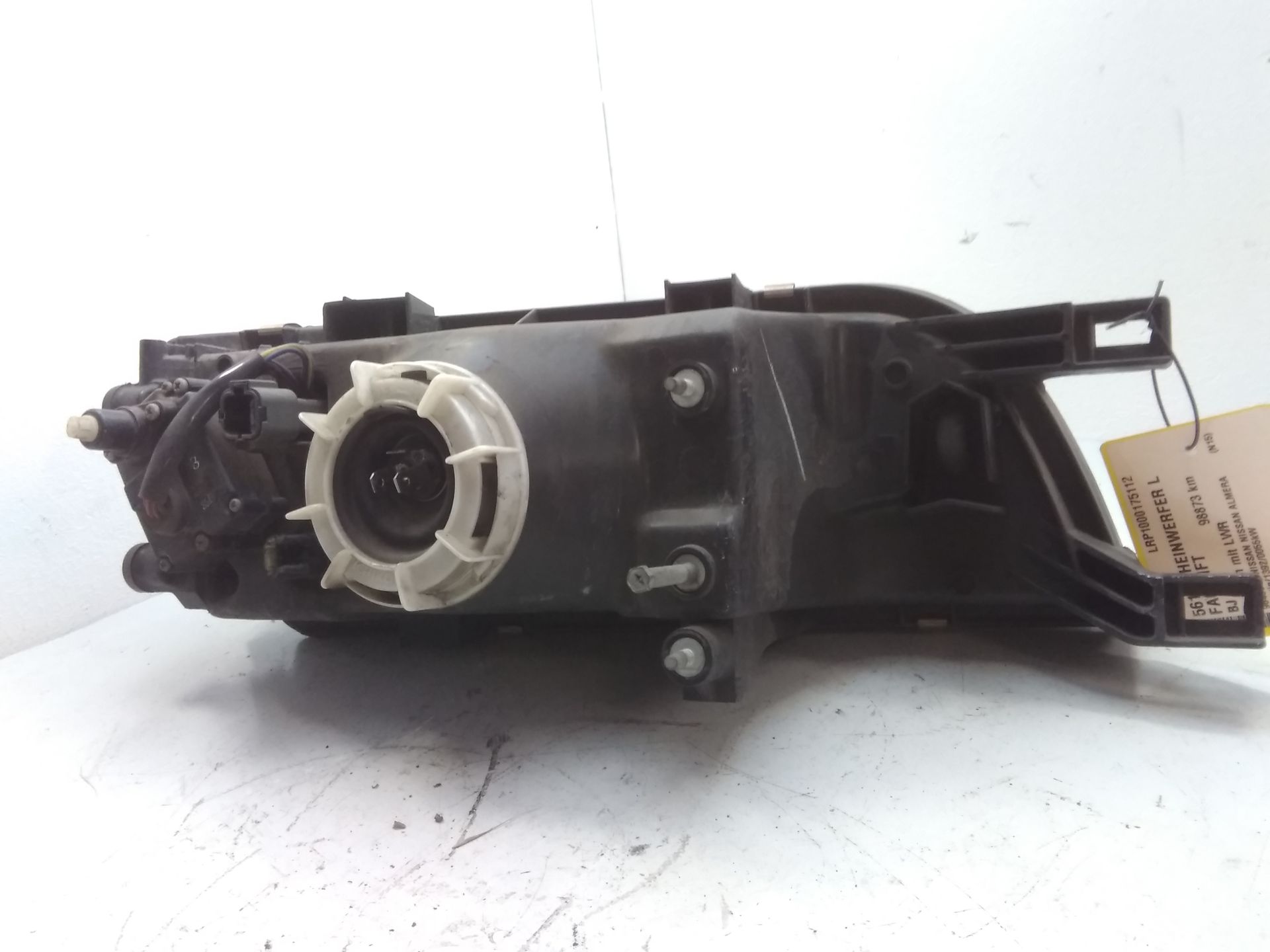 Nissan Almera N15 original Scheinwerfer vorn links Halogen mit LWR Facelift