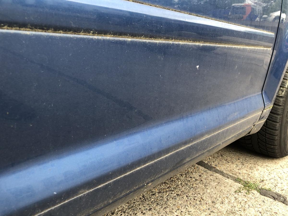 Audi A3 8P ab05 T&uuml;r vorn rechts Beifahrert&uuml;r im Rohbau Scheibenrahmen LZ5C 3trg
