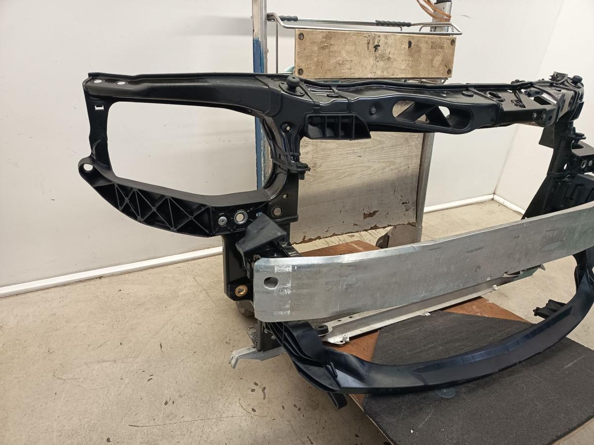 Opel Corsa D original Schlosstr&auml;ger Frontverkleidung 1.2l 51kW Benzin Bj 2013