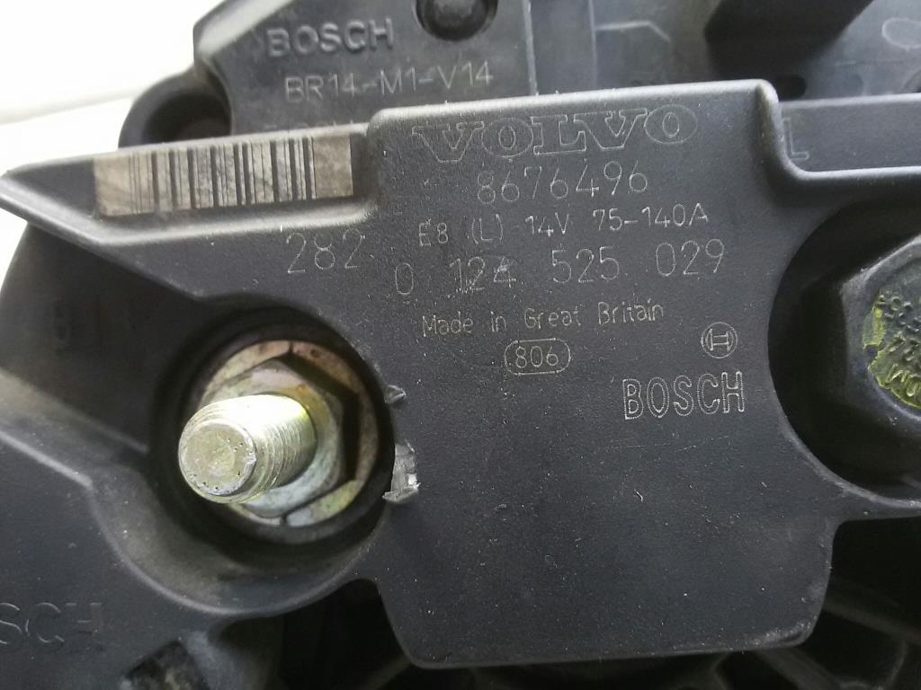 Volvo V70 BJ2002 original Lichtmaschine Generator 0124525029 BOSCH