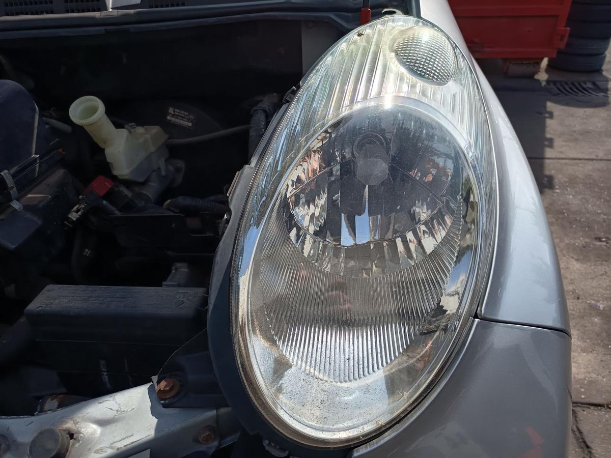 Nissan Micra K12 Scheinwerfer links Halogen/Haupt/Licht/Front Bj 2006