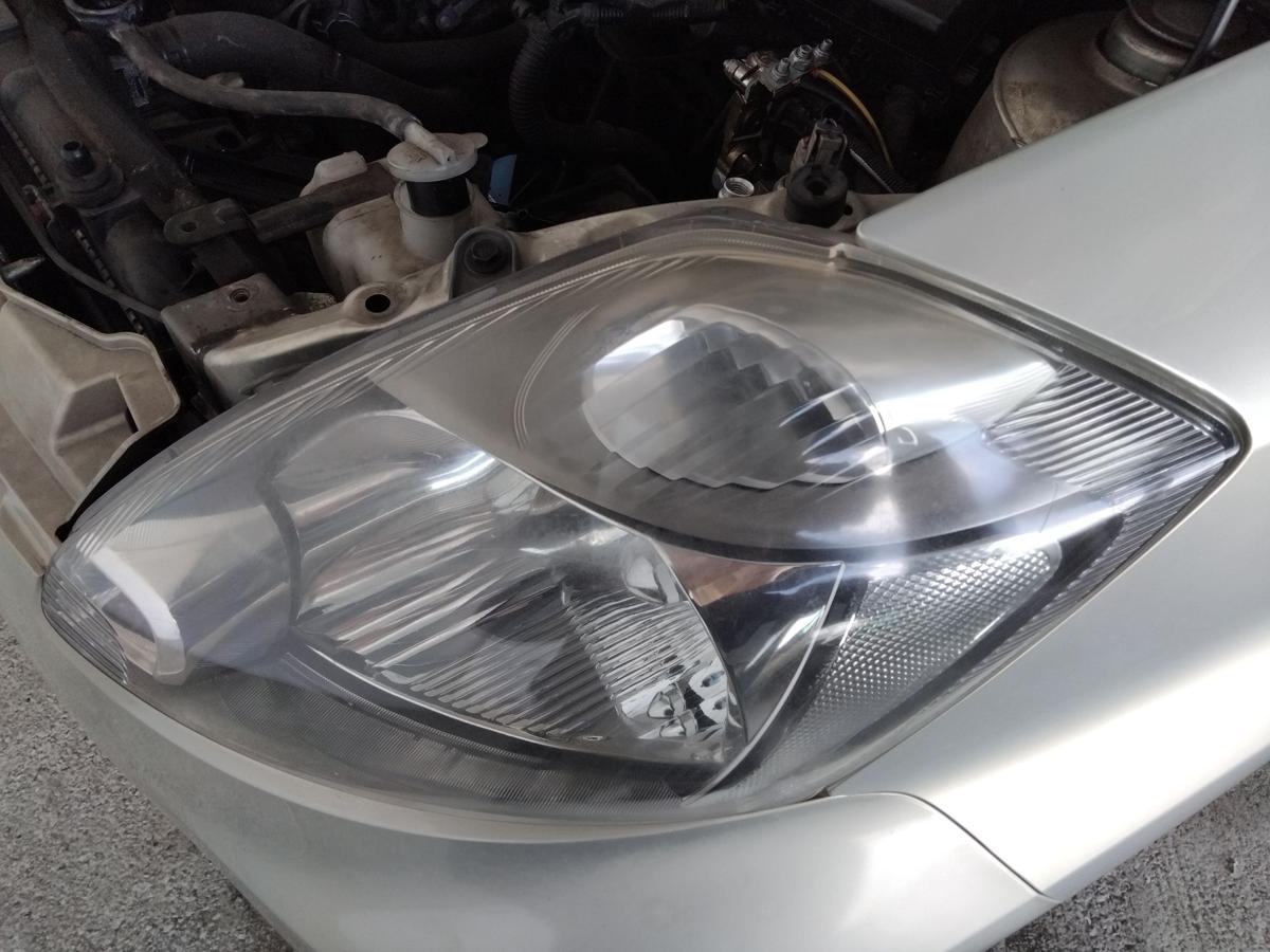 Daihatsu Sirion 2 M300 original Scheinwerfer vorn links Halogen mit LWR BJ2008
