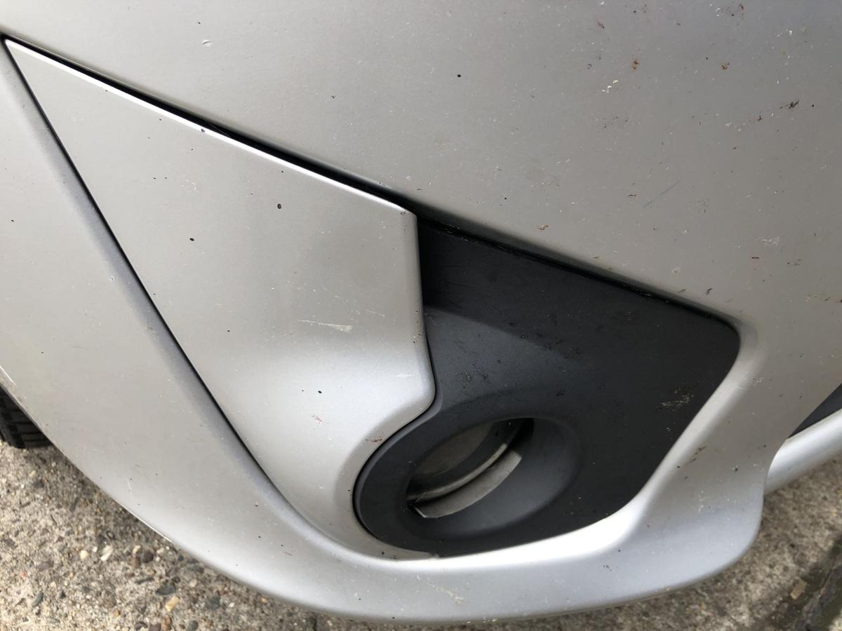 Renault Twingo 2 II Sto&szlig;f&auml;nger vorn Frontsto&szlig;stange mit Nebel GT Optik TED69