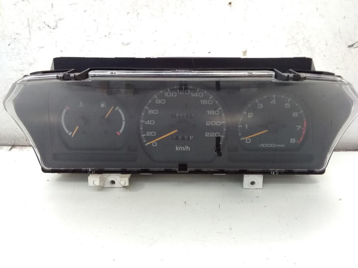 Mitsubishi Space Wagon Tacho Kombiinstrument MR240563 2.0 98kw 4G63 BJ1997