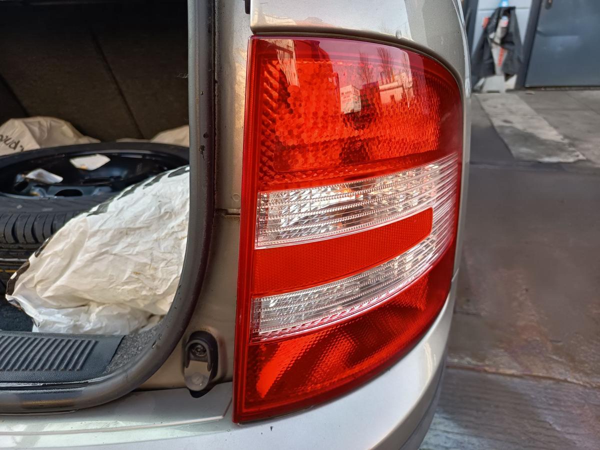 Skoda Fabia 6Y Combi original R&uuml;ckleuchte links Heck Schluss Licht Bj 2007