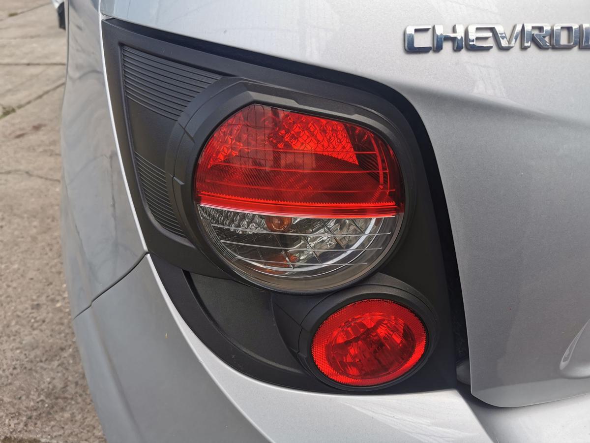 Chevrolet Aveo T300 Rückleuchte Schlussleuchte Rücklicht hinten links 5 Türer