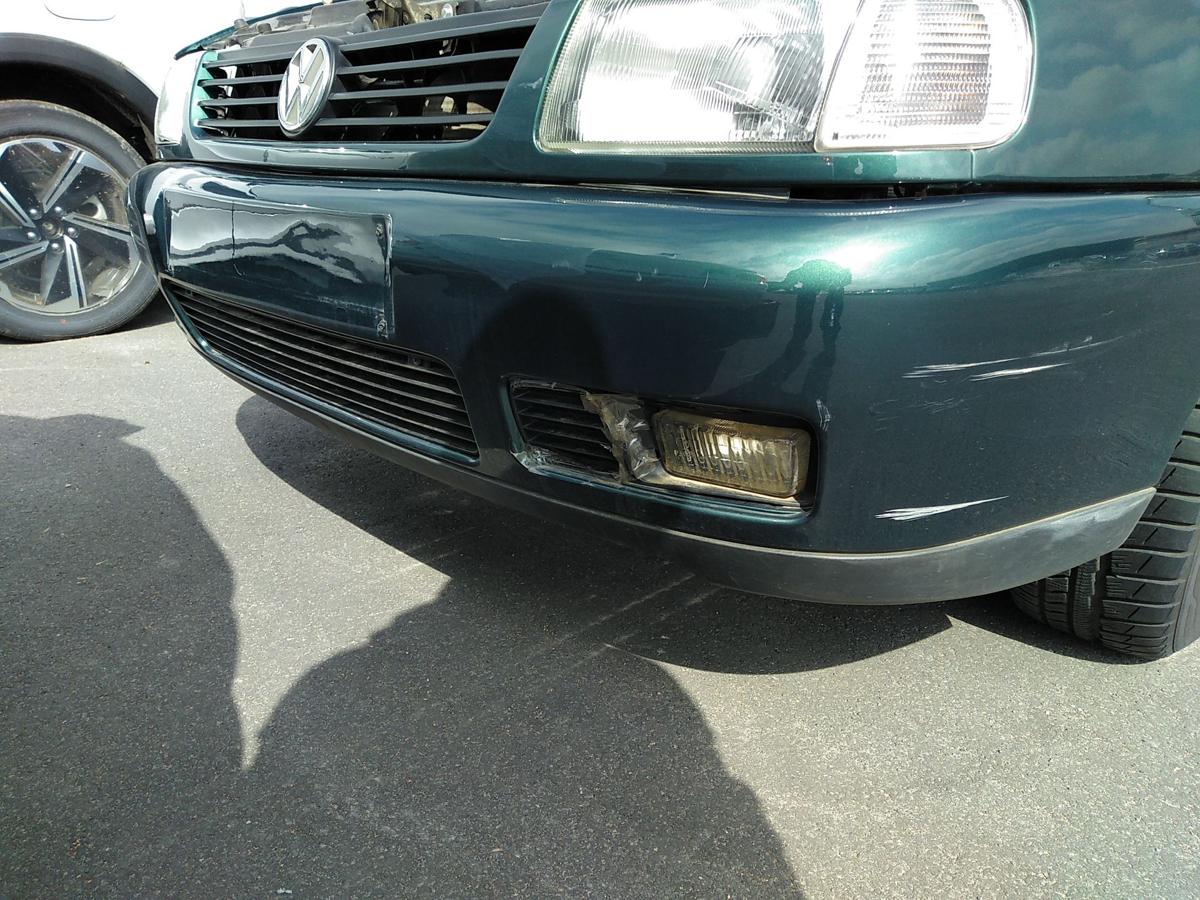 VW Polo Variant & Classic 6K Sto&szlig;f&auml;nger Sto&szlig;stange vorn yuccagr&uuml;n Bj.1997