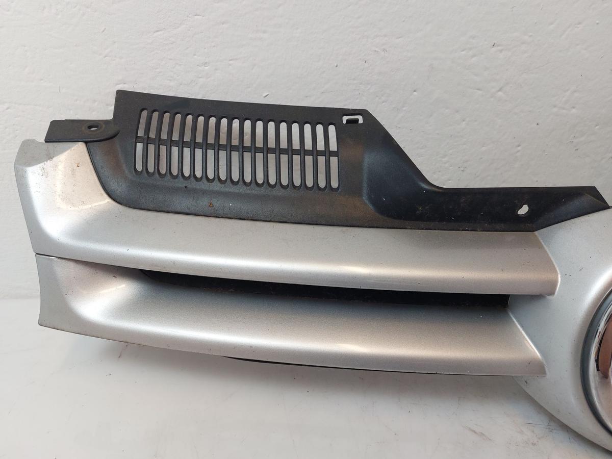 VW Golf 5 V 1K Kühlergrill Frontgrill Grill mit Logo LA7W Reflexsilber