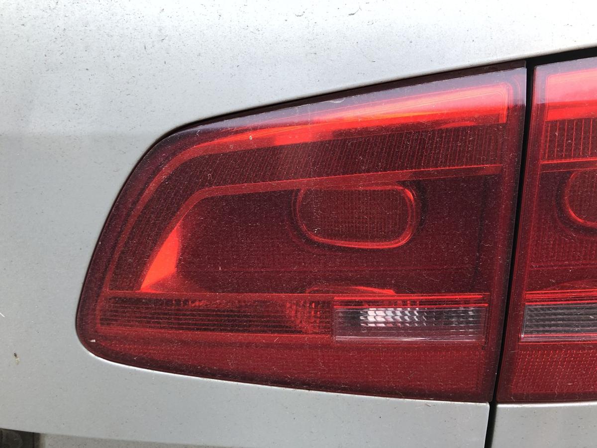 VW Touran 1T3 ab2010 Rückleuchte innen rechts Rücklicht Heckleuchte