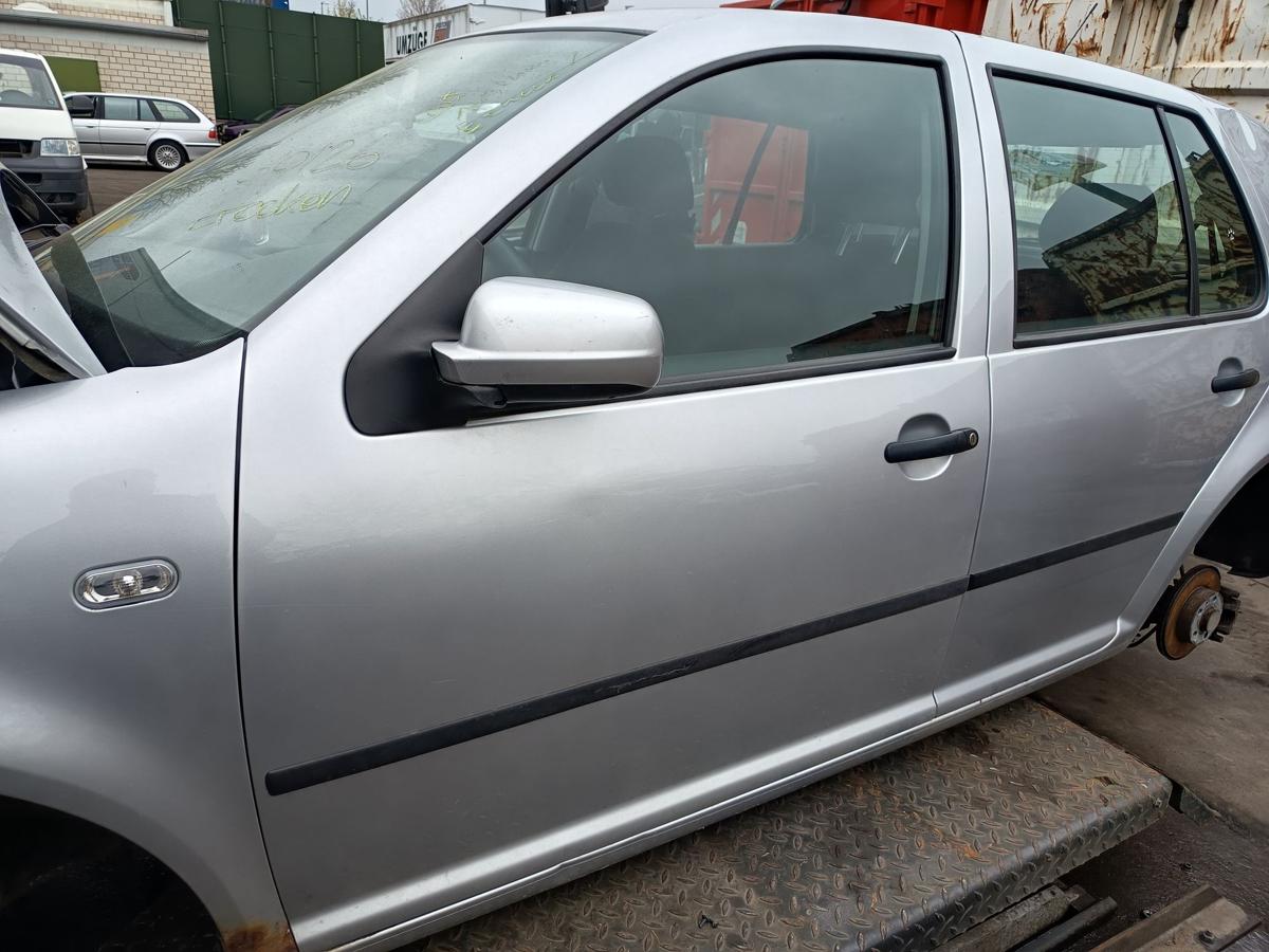 VW Golf IV original T&uuml;r vorne links LA7W Reflexsilber Baujahr 2002