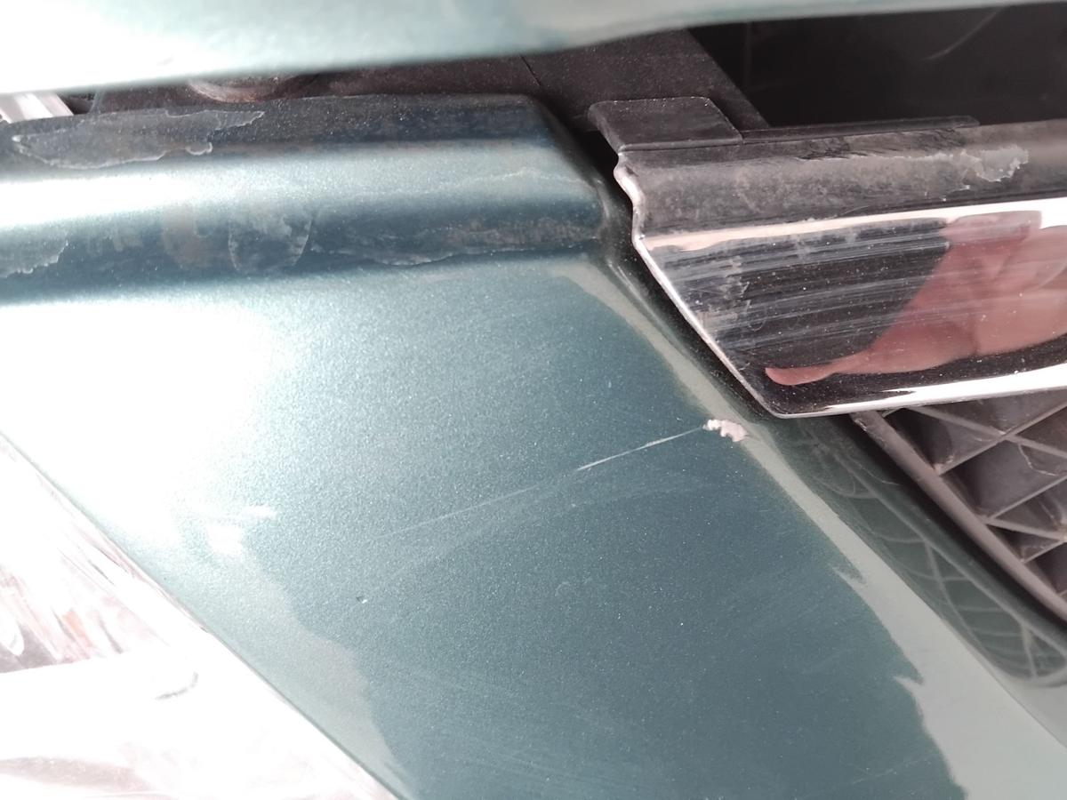 Mazda 323 F BJ orig Stossf&auml;nger Sto&szlig;stange vorn BJ2001 Facelift 23G orient green pearl