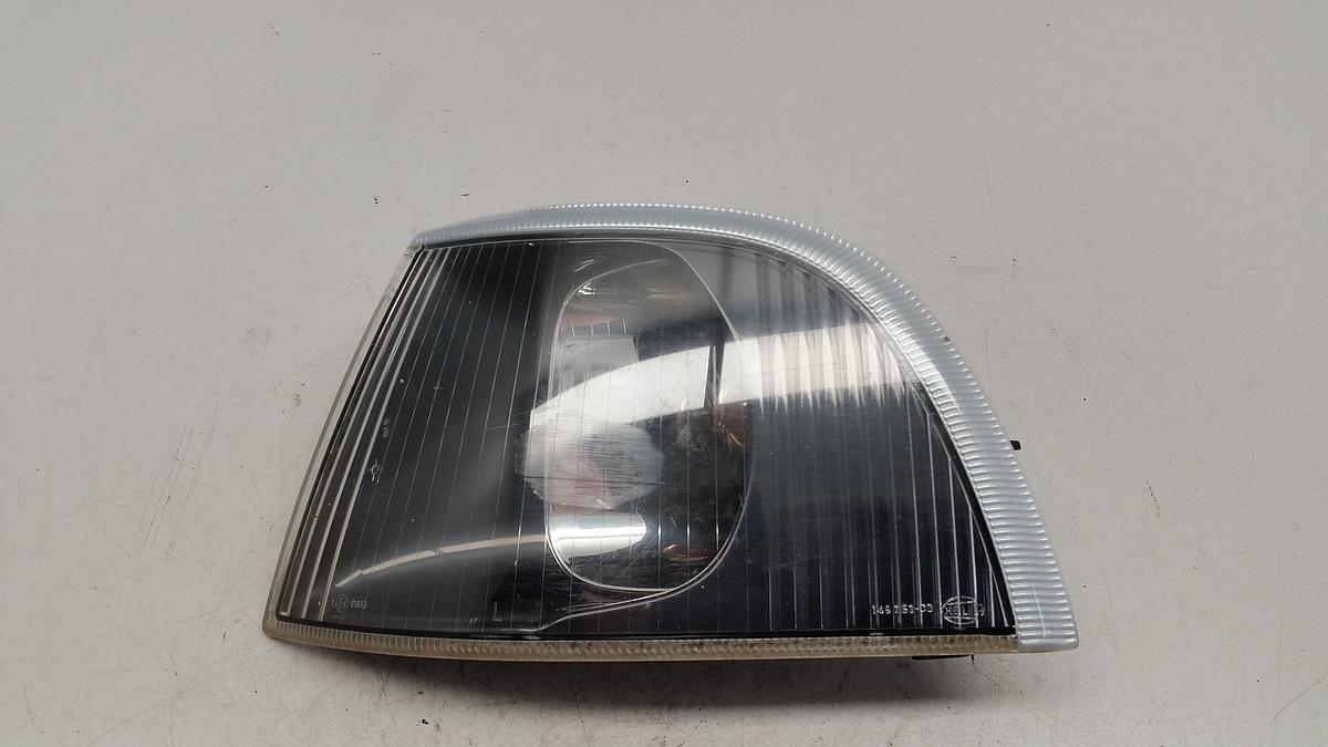 Volvo V40 orig Seitenblinker links Facelift ab 2000 Bj. 2000 30862523