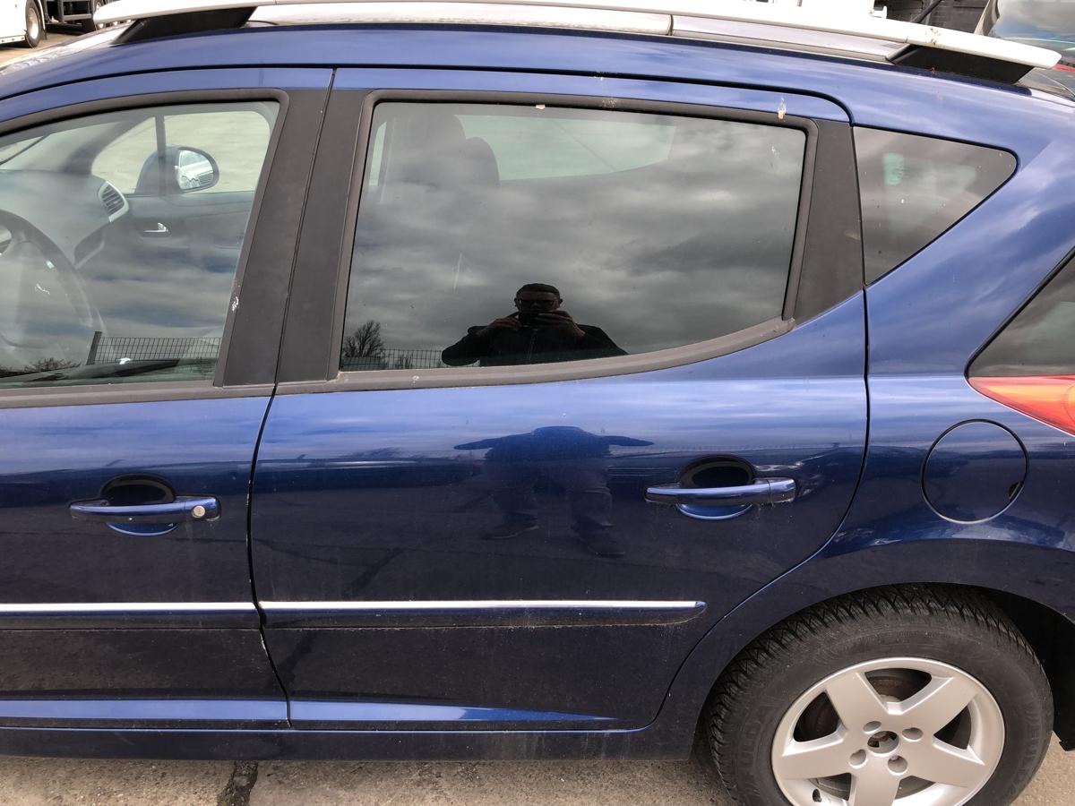 Peugeot 207SW T&uuml;r hinten links Fondt&uuml;r Kombi im Rohbau KPL Montebello blau