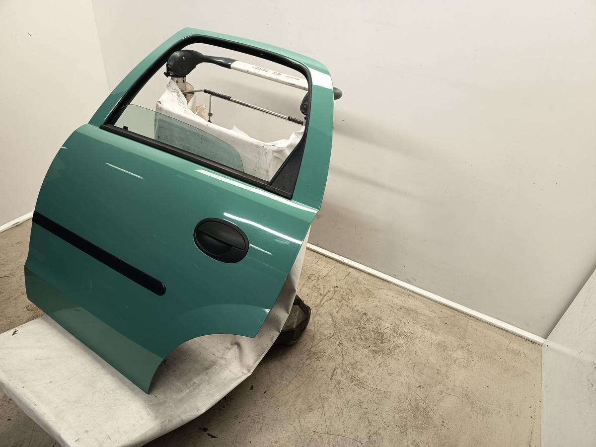 Opel Corsa C original Tür hinten links 86U-Fiftiesgruen Bj 2001