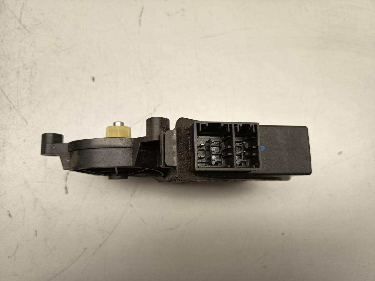 VW Polo 9N original Motor Fensterheber links Fahrerseite Baujahr 2004