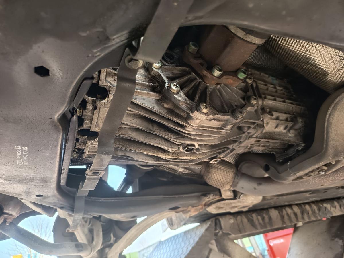 Audi A4 B6 original 5 Gang Schaltgetriebe GBM f&uuml;r Frontantrieb Bj 2003