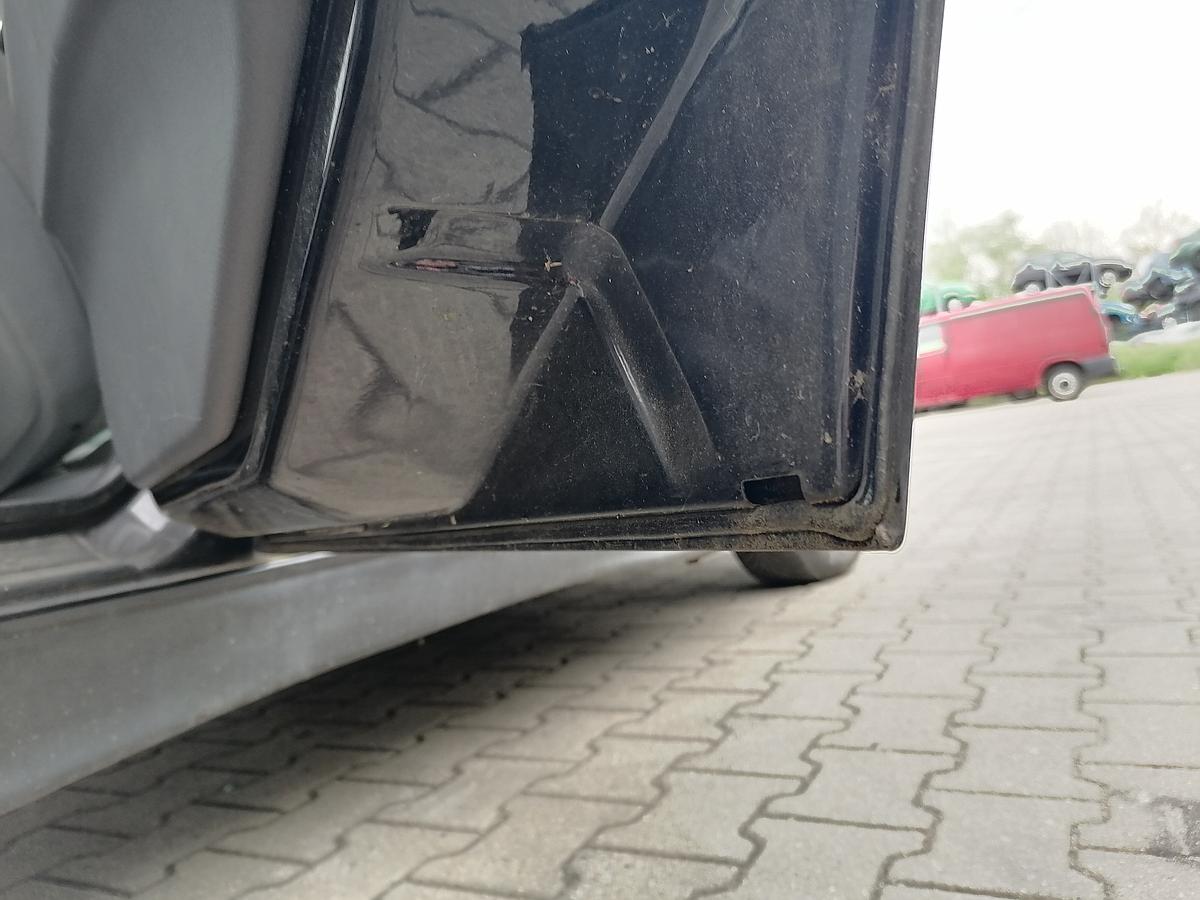 BMW E36 Tür hinten rechts COSMOSSCHWARZ Touring BJ96-98