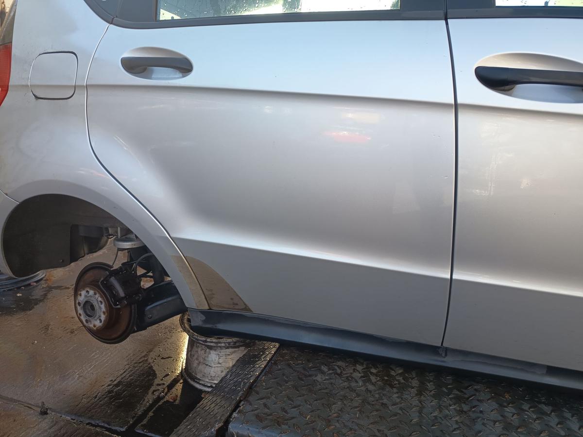 Mercedes A-Klasse W169 original Tür hinten rechts 761 Silber Bj 2007