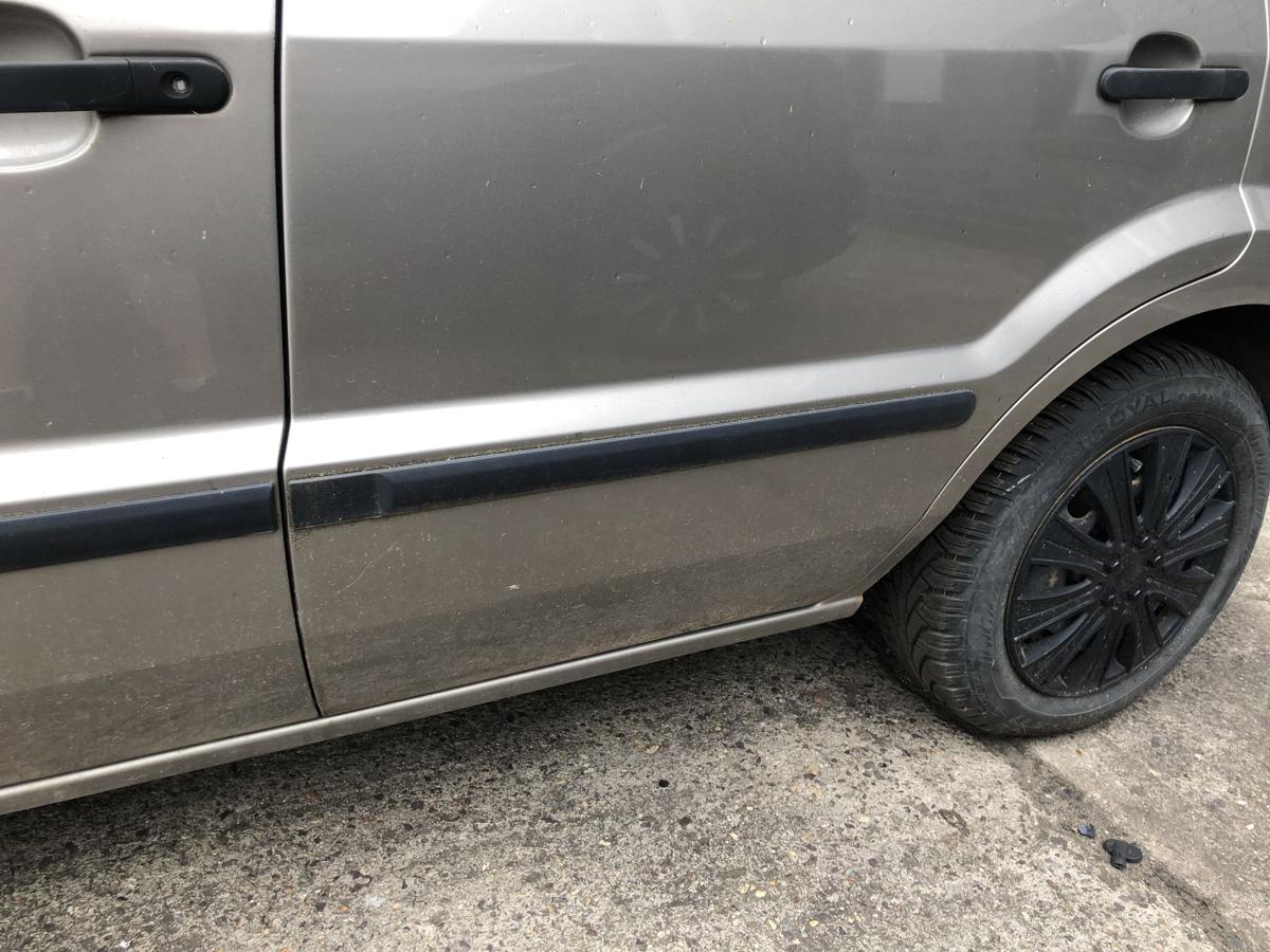 Ford Fusion JU2 Tür hinten links Fondtür im Rohbau Sahara Metallic