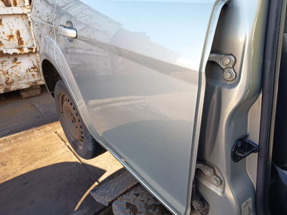 Ford Focus II Turnier original T&uuml;r hinten rechts Fond Chill met Bj 2009