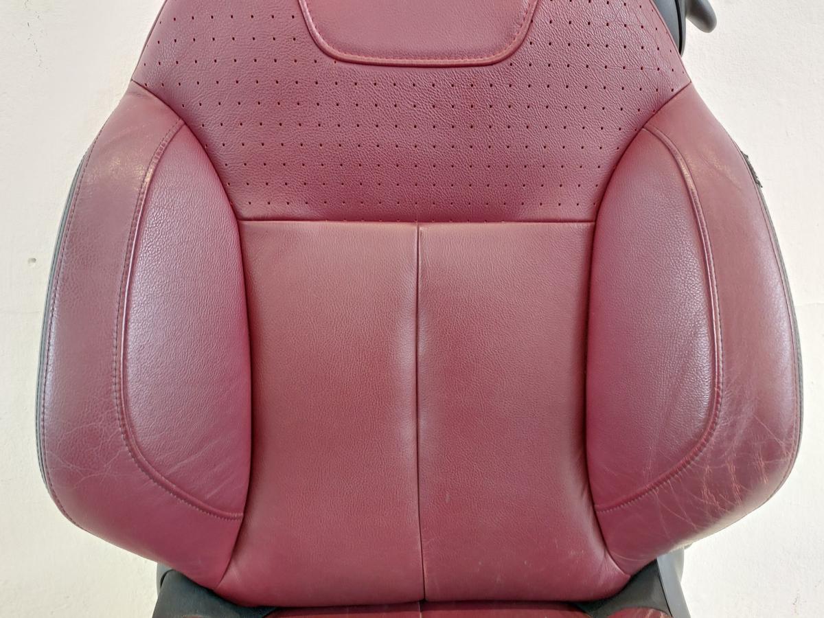 Citroen DS3 Sport Chic Sitz vorn links Fahrersitz Leder Ledersitz weinrot