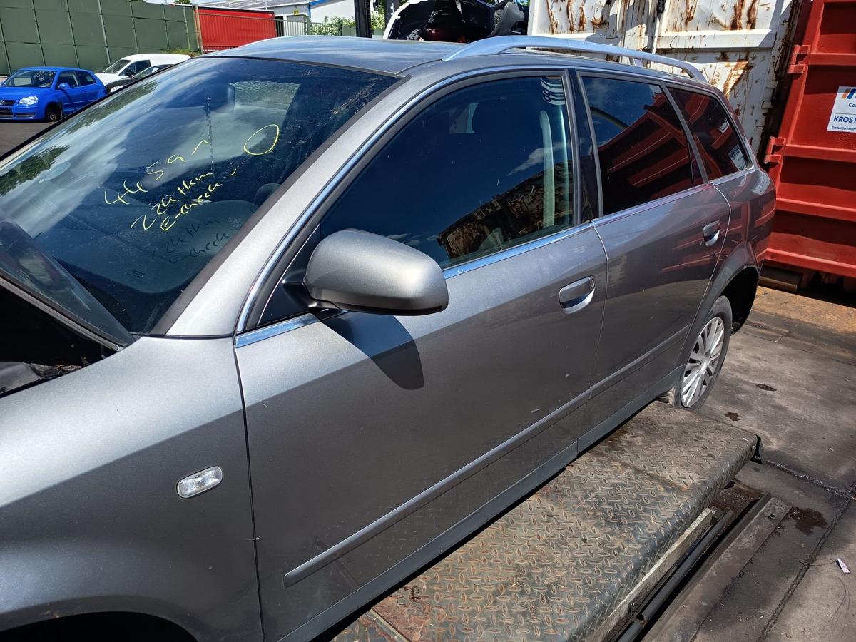 Audi A4 B6 original T&uuml;r vorn links Fahrer Roh Y7Q Atlasgrau Bj 2003