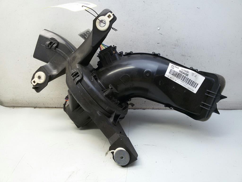 Peugeot 5008 BJ2011 Gebläsemotor unter Beifahrersitz 9683444380